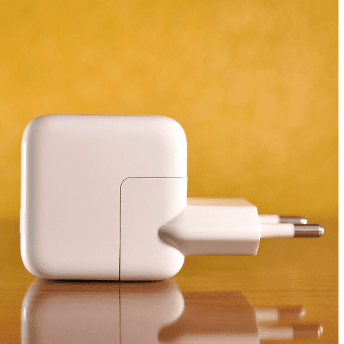 Travel adapter